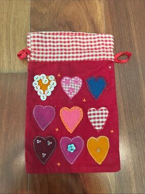 Red Unique Heart Patch Drawstring Bag
